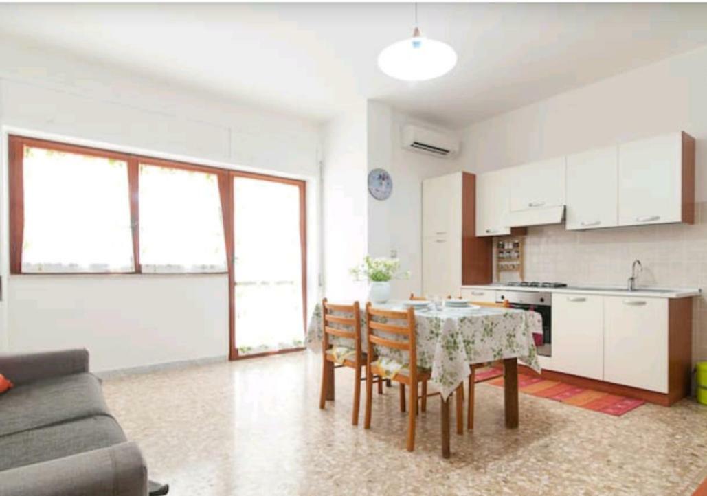 Gallipoli, Lido San Giovanni, 5 Posti Letto Exterior photo